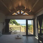 Horreos De Abrela O Vicedo