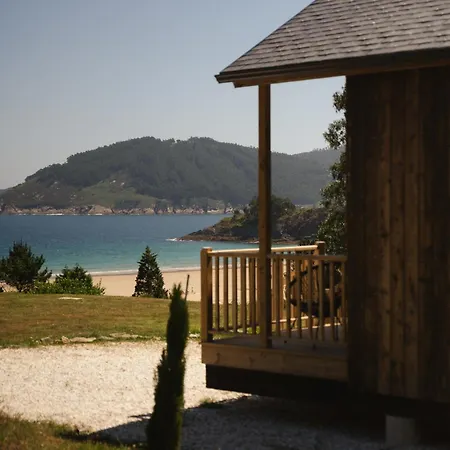 Hórreos De Abrela O Vicedo