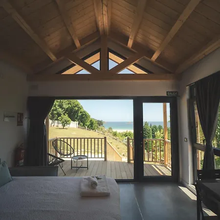 Hórreos De Abrela O Vicedo