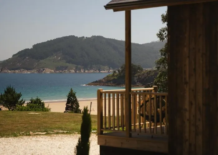 Horreos De Abrela O Vicedo