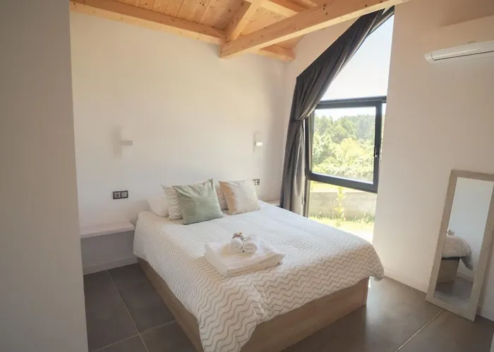 Horreos De Abrela Daire O Vicedo